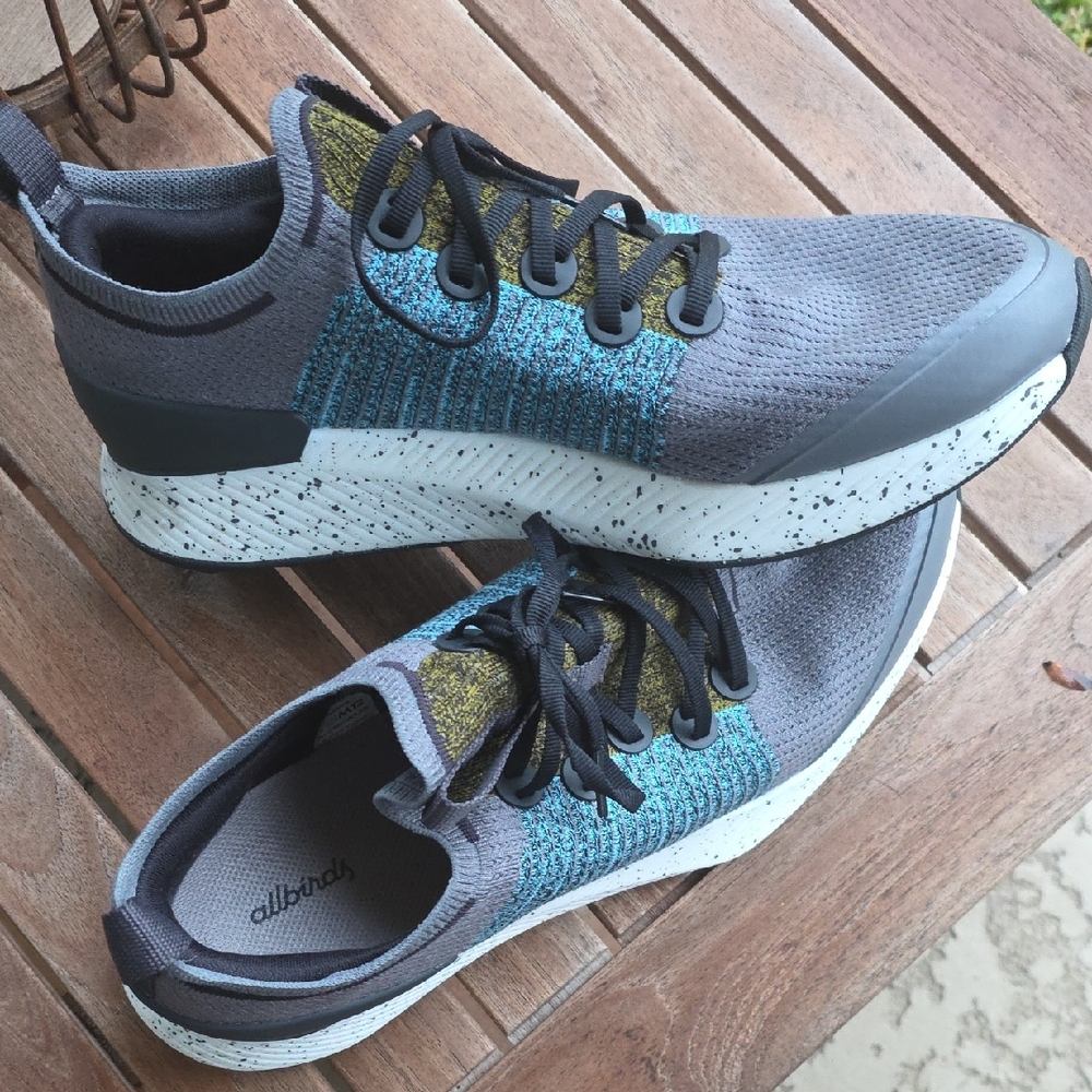 ALLBIRDS Mens Gray and Blue Knit Running Sneakers